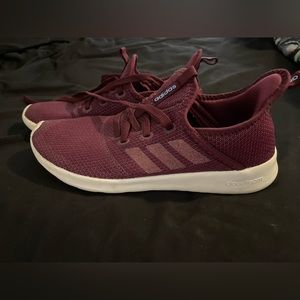 Adidas maroon glitter running shoes